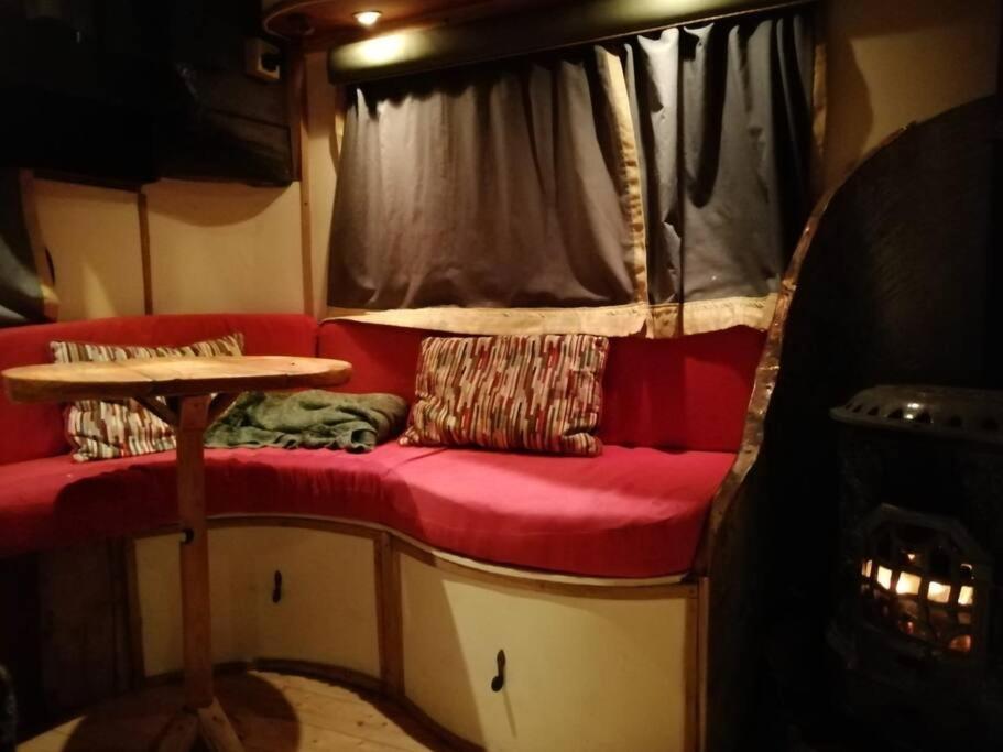 Truck & Pod Creative Nature Retreat. 반트리 외부 사진