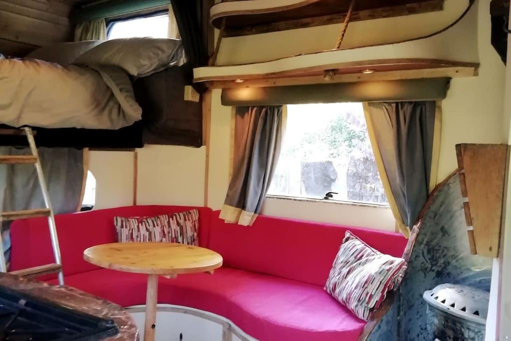 Truck & Pod Creative Nature Retreat. 반트리 외부 사진